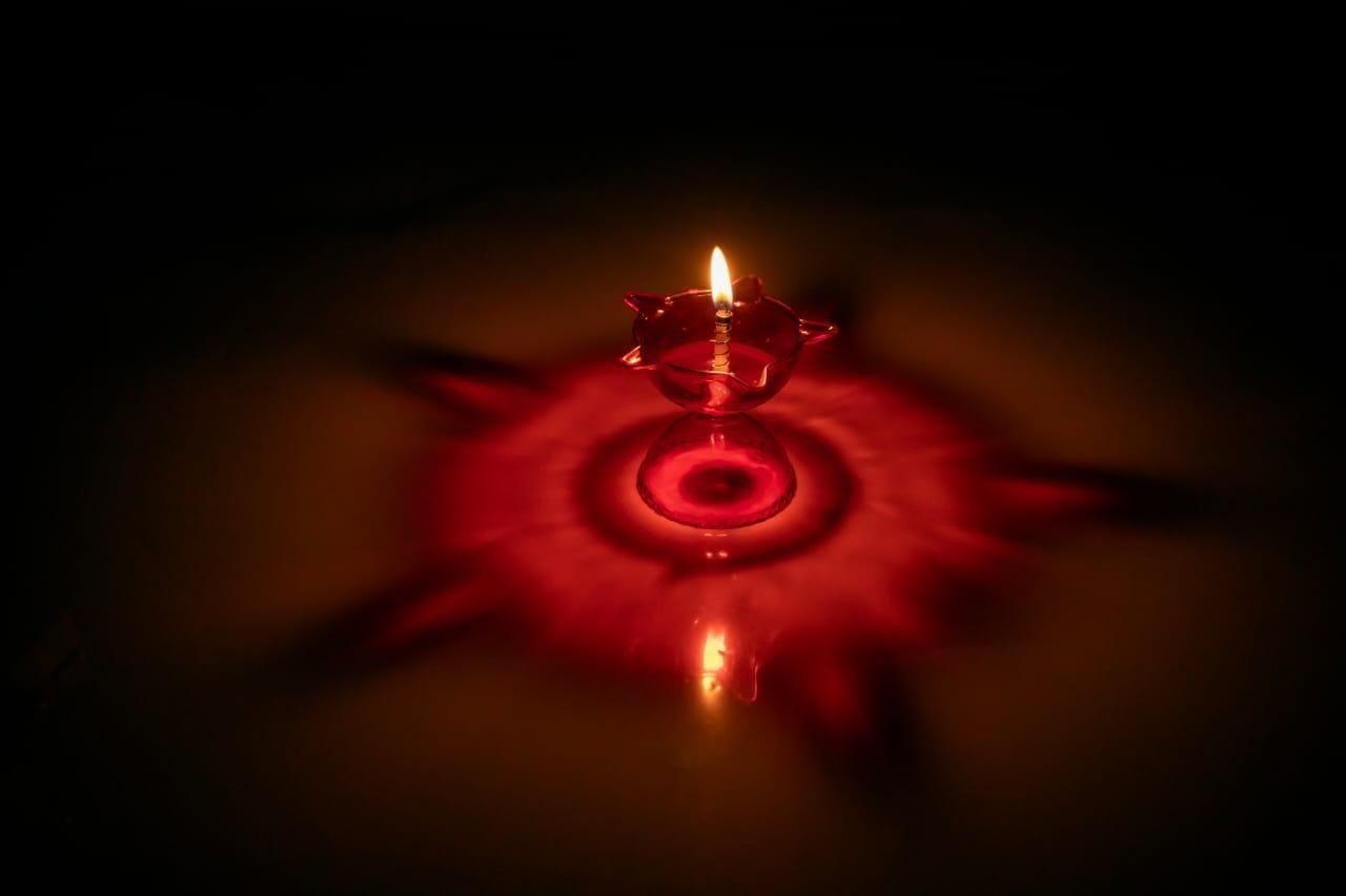 3D Shadow Projection Diya | Reusable Reflective Lamps for Diwali Decoration (Set of 4)